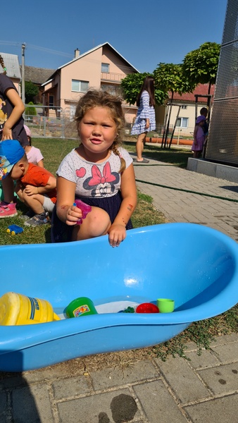 Ahoj kolko, ahoj dti!